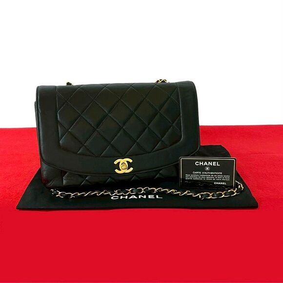 Chanel Diana Flap Lambskin Shoulder Bag - Picture 1 of 6